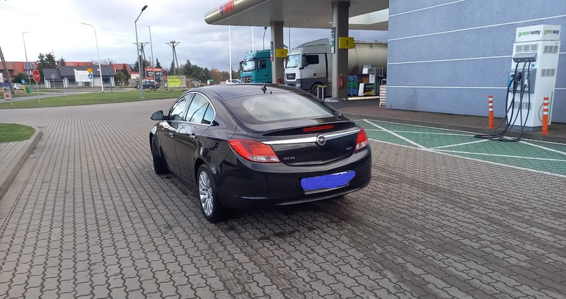 Opel Insignia cena 26000 przebieg: 213000, rok produkcji 2011 z Konin małe 22